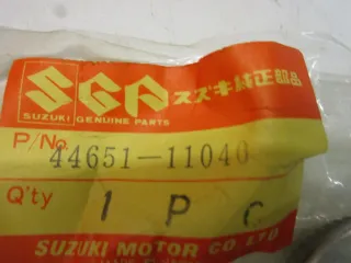 E442. Suzuki GT 500 T 250 Öltank Verschluss 44651-11040 Kappe Deckel Öltank - Bild 4