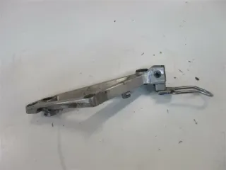 HONDA VF 750 S RC07 FUßRASTENHALTER FÜR FUSSRASTE HINTEN RECHTS SOZIUSRASTE - Bild 2
