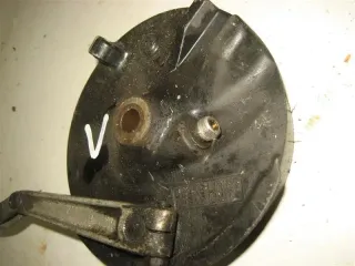 SUZUKI TS 100, TS125 BREMSTROMMEL BREMSANKERPLATTE VORNE TACHOANTRIEB - Bild 2