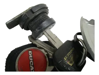 1. Ducati 750 SS ZDM Bj. 90-98 Tankschloß Tankdeckel Heckschloß Schlüssel - Bild 4