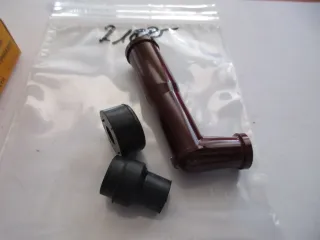 R1885 NGK XD05F Kawasaki Yamaha Suzuki Zündkerzenstecker enstört - Bild 2