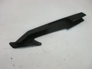O1. Kawasaki GPZ 550 UT ZX 550 A Kettenschutz Kette Schutz Rahmen Verkleidung - Bild 1