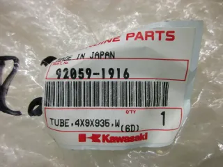 R227. Kawasaki ZX-10 Ninja ZX 1000 Benzinschlauch Tank Benzintank 92059-1916 - Bild 4