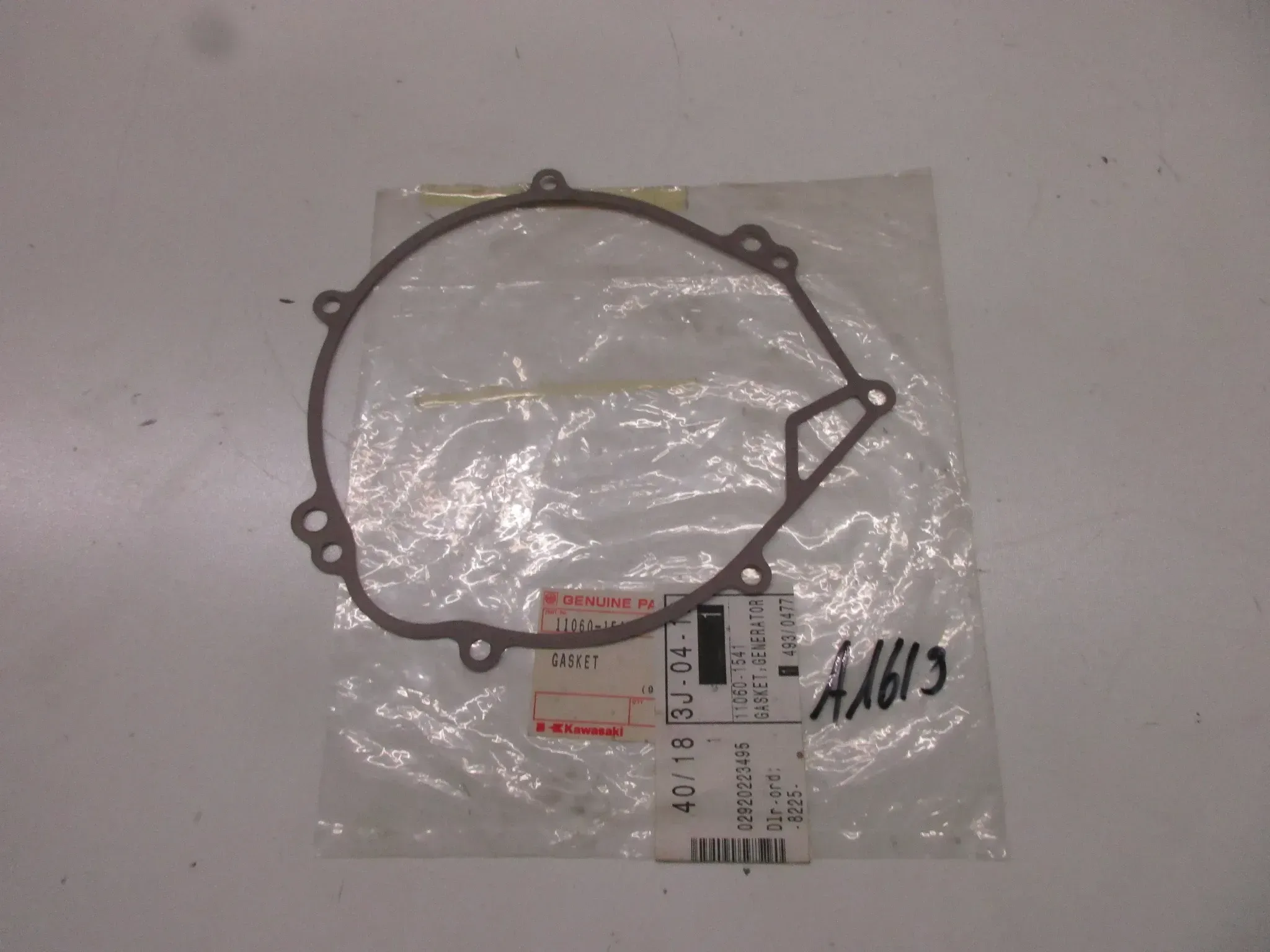 A1619 Kawasaki KLR 600 KL600A Lichtmaschinendeckeldichtung Motor 11060-1541 Original seal - Bild 1
