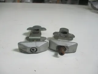 3. Suzuki GSF 600 Bandit GN 77 B Kettenspanner rechts links Antriebskettenspanne - Bild 2