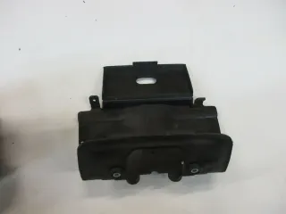 O1. Suzuki GSX 400 E GK 53 C Verkleidung Sitzbank Blende Abdeckung Sitz cover - Bild 3