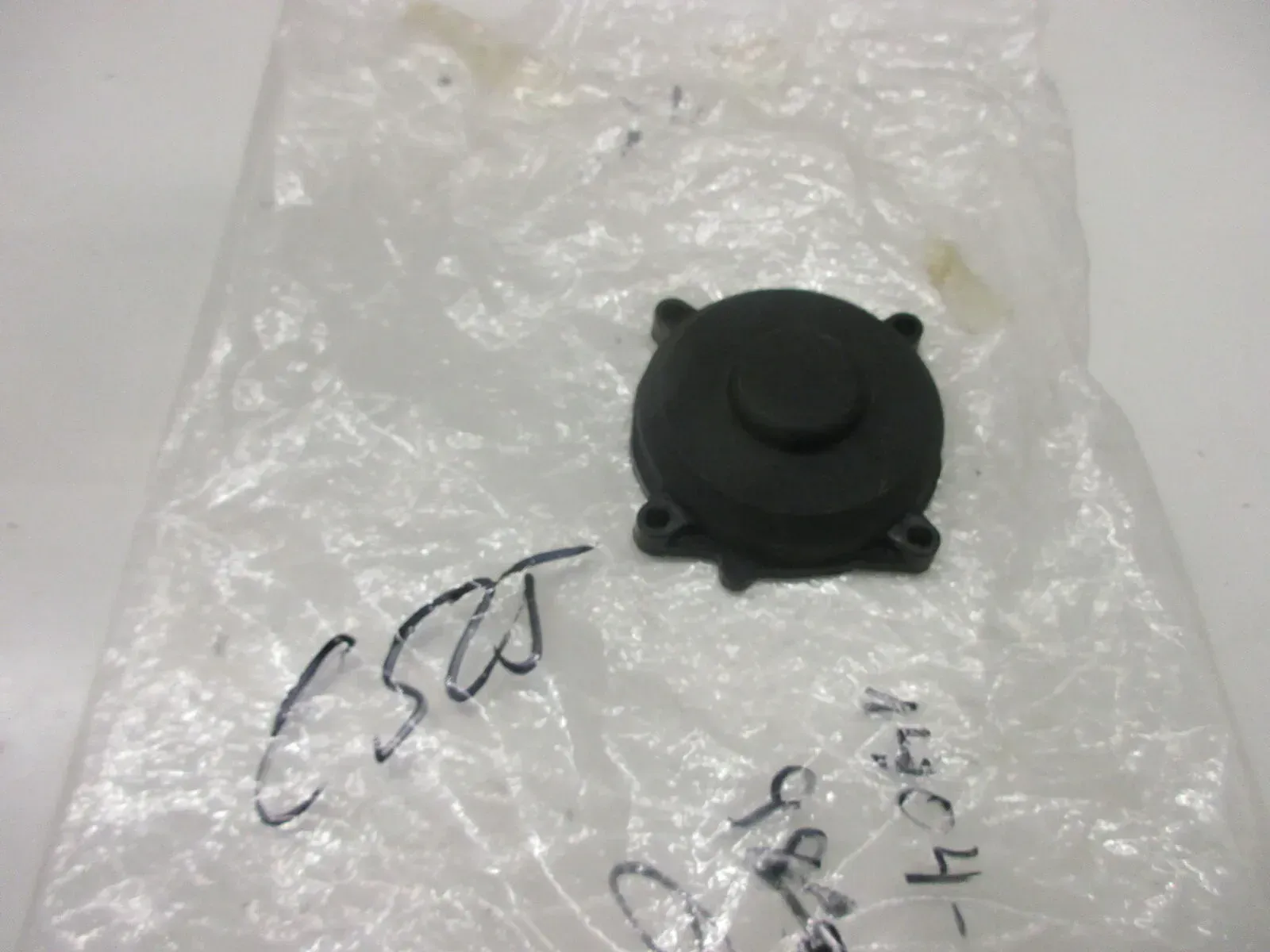 C525. Kawasaki ZZR 1200 ZX-7 Vergaserdeckel Membrandeckel Gasschieber 14041-1100 - Bild 1