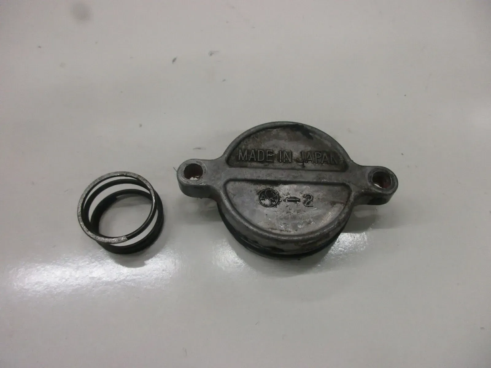 Motordeckel klein Gehäuse 2. Kawasaki Z 550 LTD KZ550B Gangsensor Getriebedeckel - Bild 1