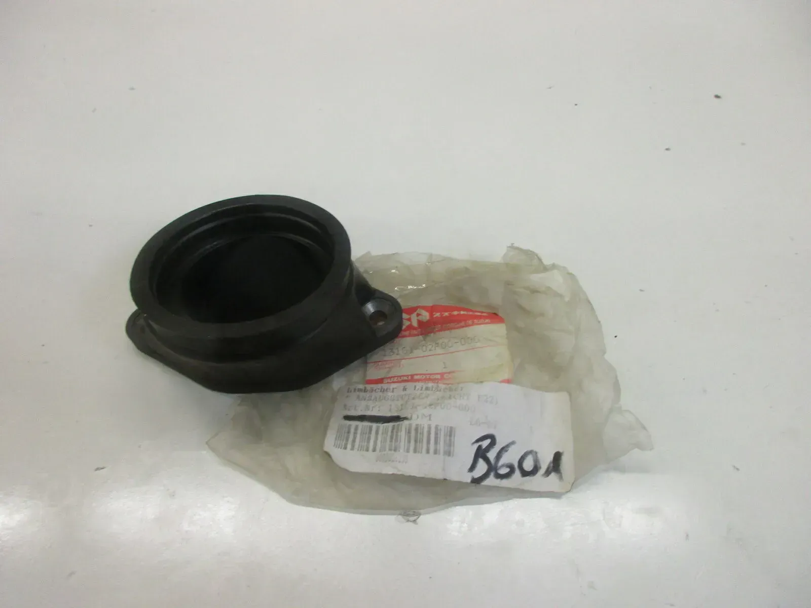 Ansaugstutzen Vergaser B601. Suzuki TL 1000 S Vergaserstutzen 13101-02F20 - Bild 1
