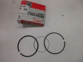 Kolbenringsatz 4FL-11604-00 D978. Yamaha DT 125 R Übergröße 0,25 mm Kolben - Bild 3