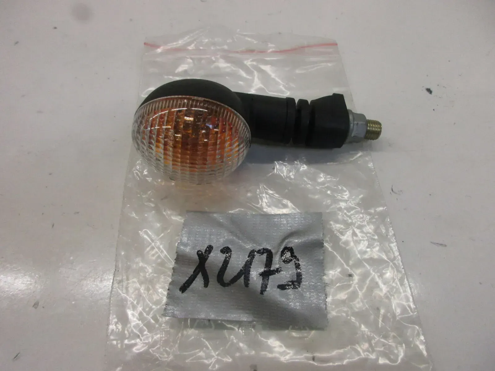 Blinker vorne X2179 Peugeot Ludix 50 rechts oder links turn signal 50R-004042 - Bild 1