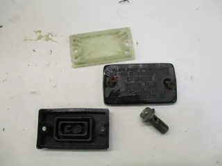 Membrane und Deckel Bremspumpe 8. Suzuki GSX 600 F GN72B vorne Hauptbremszylinde - Bild 1