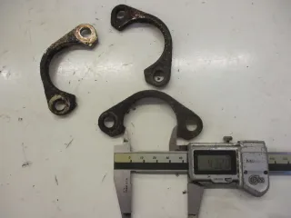 1. Kawasaki EN 500 EN500A Krümmerbefestigung  Auspuffhalter Klemmen Auspuff Krüm - Bild 2