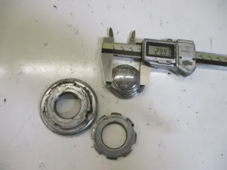 3. Honda CBF 600 NA ABS Hornet PC 38 Mutter Distanzscheibe Gabel Gabeljoch SW30 - Bild 1
