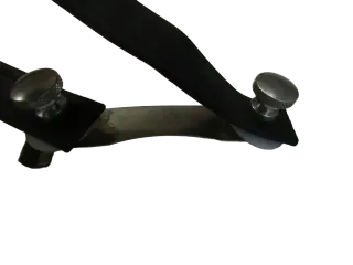 J506 Harley Davidson Fat Boy FLFB FLFBS Lederband 600 mm Sitzbank Verschraubung Lederriemen Fender - Bild 5