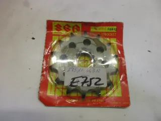 E752. Suzuki GSX-R 1100 Ritzel Zahnrad 27511-06B12 Motor 14 Zähne transmission - Bild 1