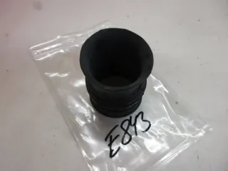 E843. Suzuki GSX-R 750 Ansaugrohr Luftfilter 13882-27A00 Ansaugstutzen Gummi - Bild 3