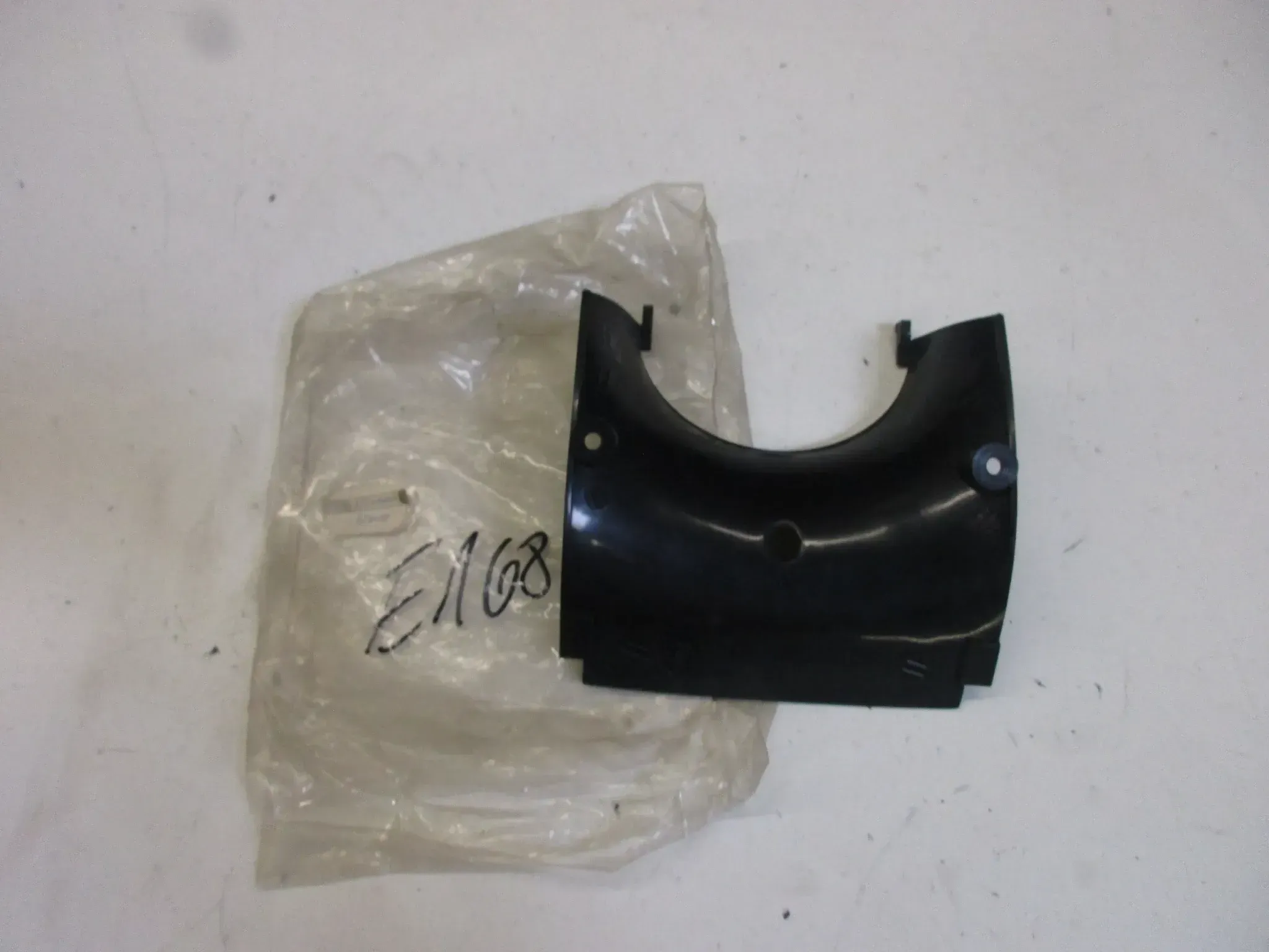 E168. Suzuki CP 50 CH Lenkerverkleidung 56321-03A00 Abdeckung Blende Verkleidung - Bild 1