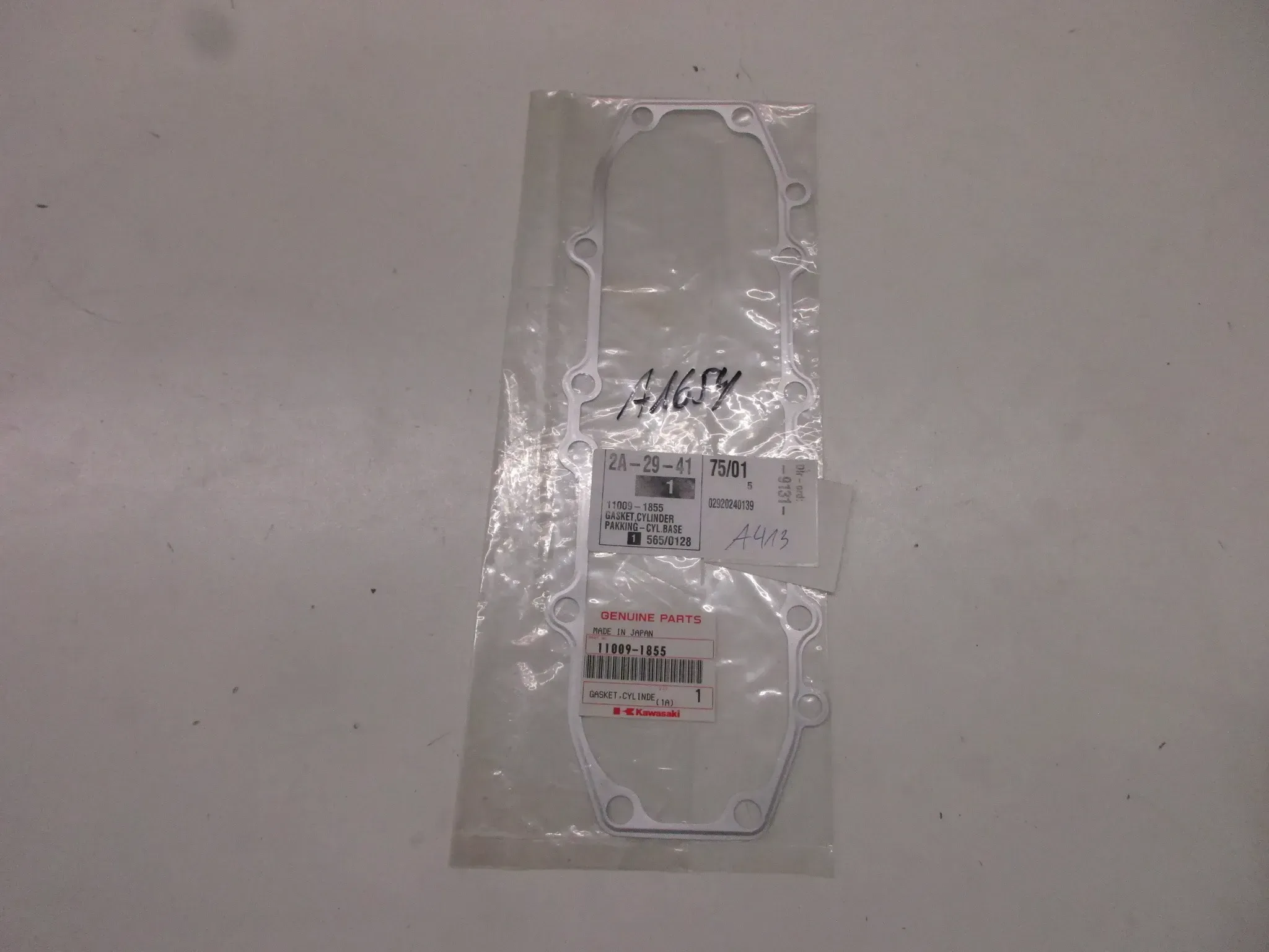 A1654 Kawasaki ZZR 600 D Zylinderfußdichtung Motor 11009-1855 Original gasket - Bild 1