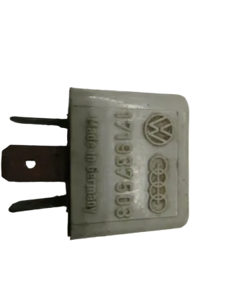Q1374 VW AUDI Porsche 171937503 Steuerrelais 12V Schalter 40A Elektronik - Bild 2