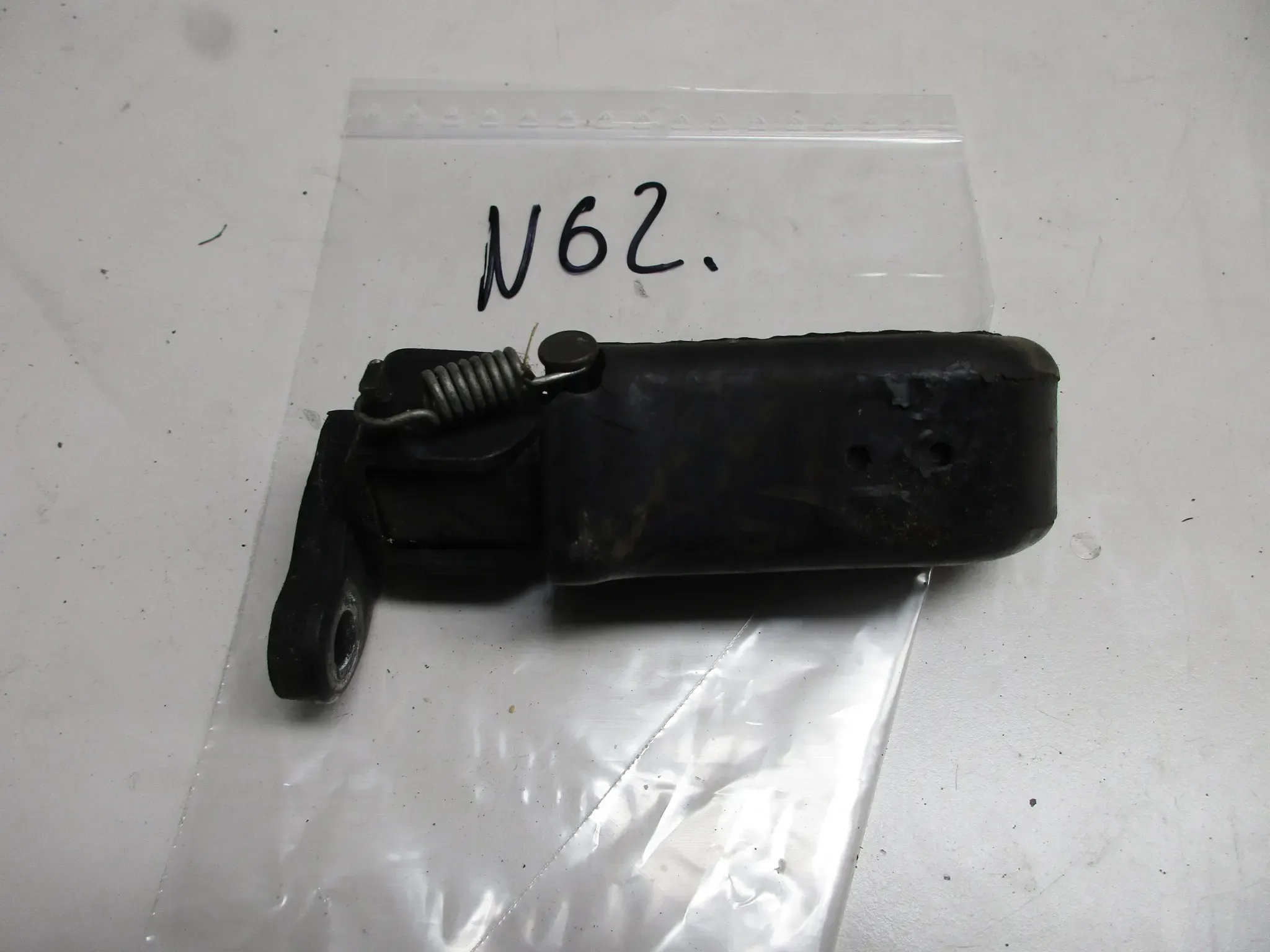 N62 BMW R 100 R 80 R45 Fussraste hinten od, vorne rechts od. links - Bild 1