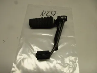 N237 BMW R65_75_90_100 Fahrerraste vorne links 1454887 Schalthebel Pedal - Bild 1
