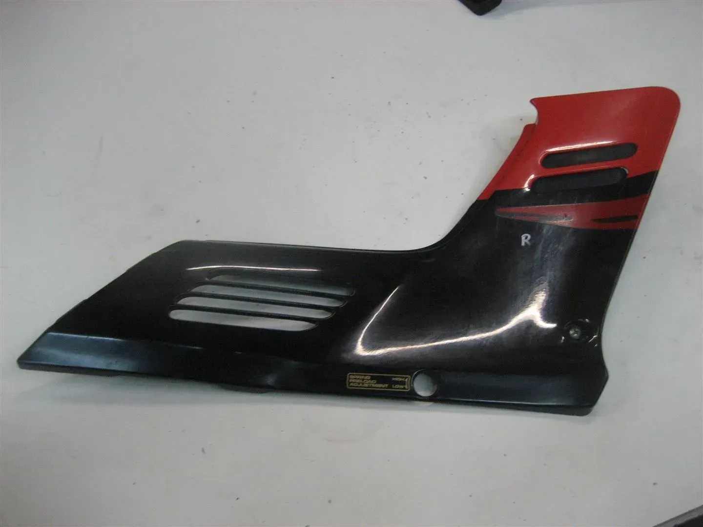 1. HONDA CBR 1000 F SC24 DUAL VERKLEIDUNG SITZBANK SEITE RECHTS SEITENDECKEL - Bild 1