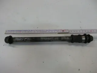 O1. Honda CBX 550 F PC 04 Steckachse hinten Achse Hinterrad Axle Felge wheel - Bild 1
