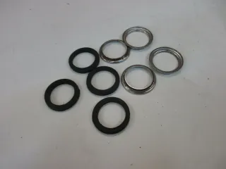O1. Suzuki GSX 400 E GK 53 C Dichtung Dichtungsring Scheinwerferhalter - Bild 2