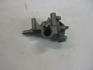 Honda VF 750 F RC15 Ölpumpe Motorölpumpe Schmierstoffpumpe Motor Oil pump - Bild 1