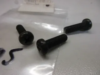 E1295 Suzuki GS 450 E Schrauben Scheinwerfer 09125-05022 Halter M5 mm Rahmen bolt - Bild 2