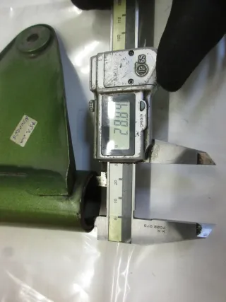 E1723. Suzuki RV 50 Scheinwerferhalter Lampenhalter rechts Halter Träger Blinker - Bild 5