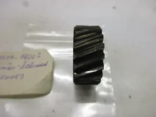 E1018. Suzuki RV 50 Primärzahnrad Getriebe 21111-19002 Motor Antrieb Ritzel Zahnrad - Bild 2