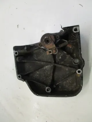 Ritzelabdeckung Kupplungsnehmer 1. Suzuki RG 80 Gamma NC11A Zylinder Motordeckel - Bild 4