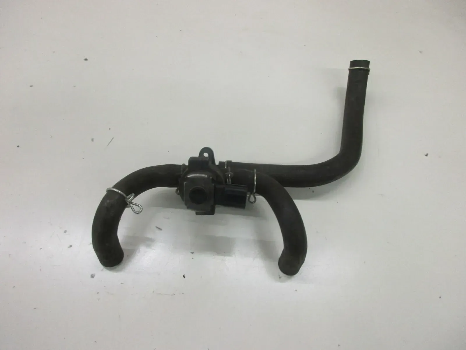 Honda CBR 600 RR PC40 Sekundärventil Luftventil Motor Motorentlüftung Ventuil - Bild 1