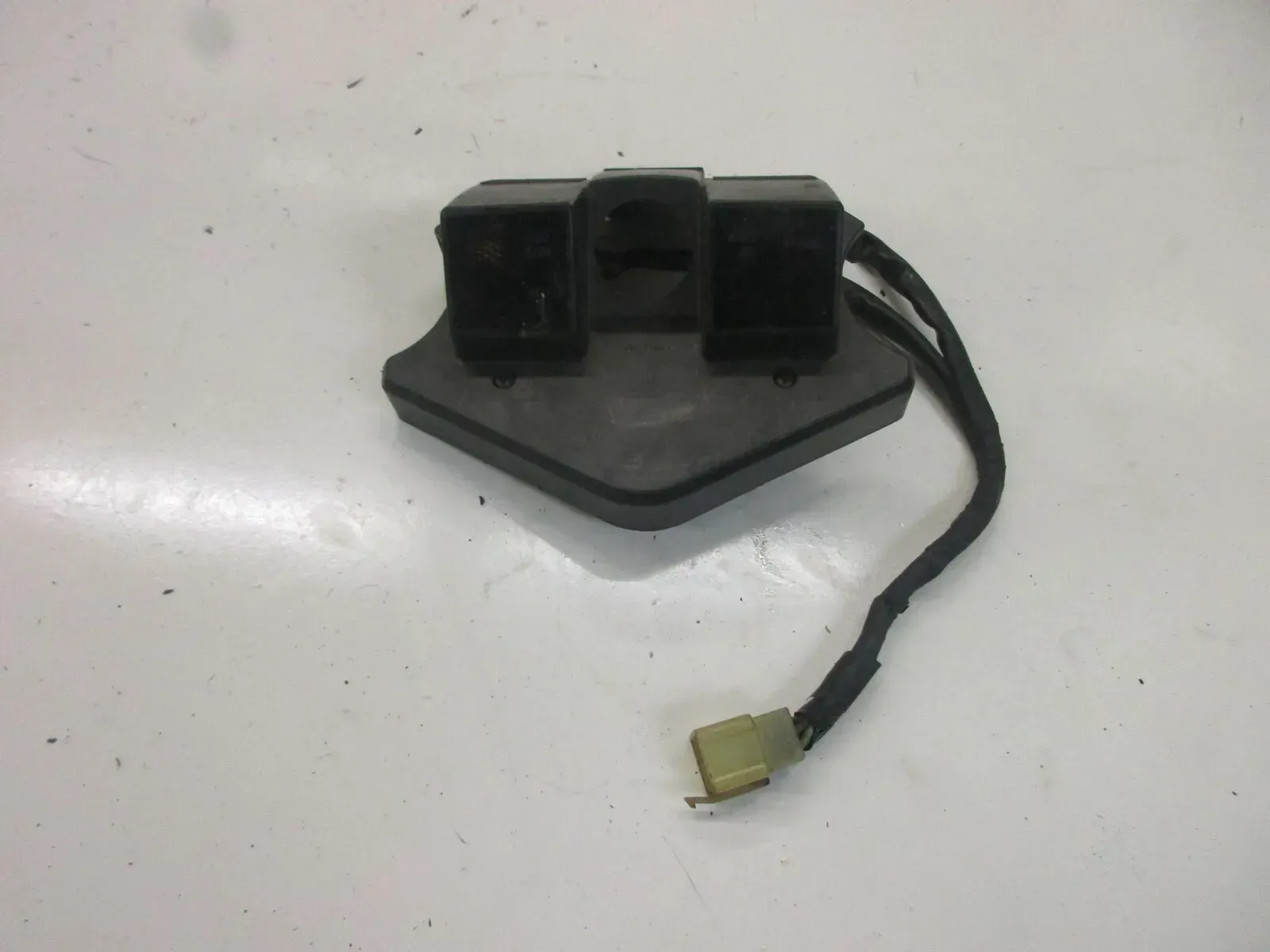 1. Kawasaki GPZ 550 UT ZX 550 A Kontrollleuchte Display Anzeige Cockpit Tacho - Bild 1