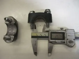 1. Honda Gl 1200 SC 14 Goldwing Lenkerhalter 1 Zoll Lenkerklemmen Lenker Gabel - Bild 5