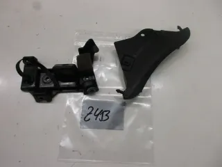 Verkleidung Kleinteile Z453 Yamaha YZF-R6 RJ 15 Rahmen Blende Abdeckung Konvolut - Bild 3