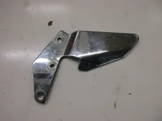 3. Suzuki GS 500 E GM 51 B Fersenschutz rechts Fußraste Fußrastenbrücke Blende - Bild 1