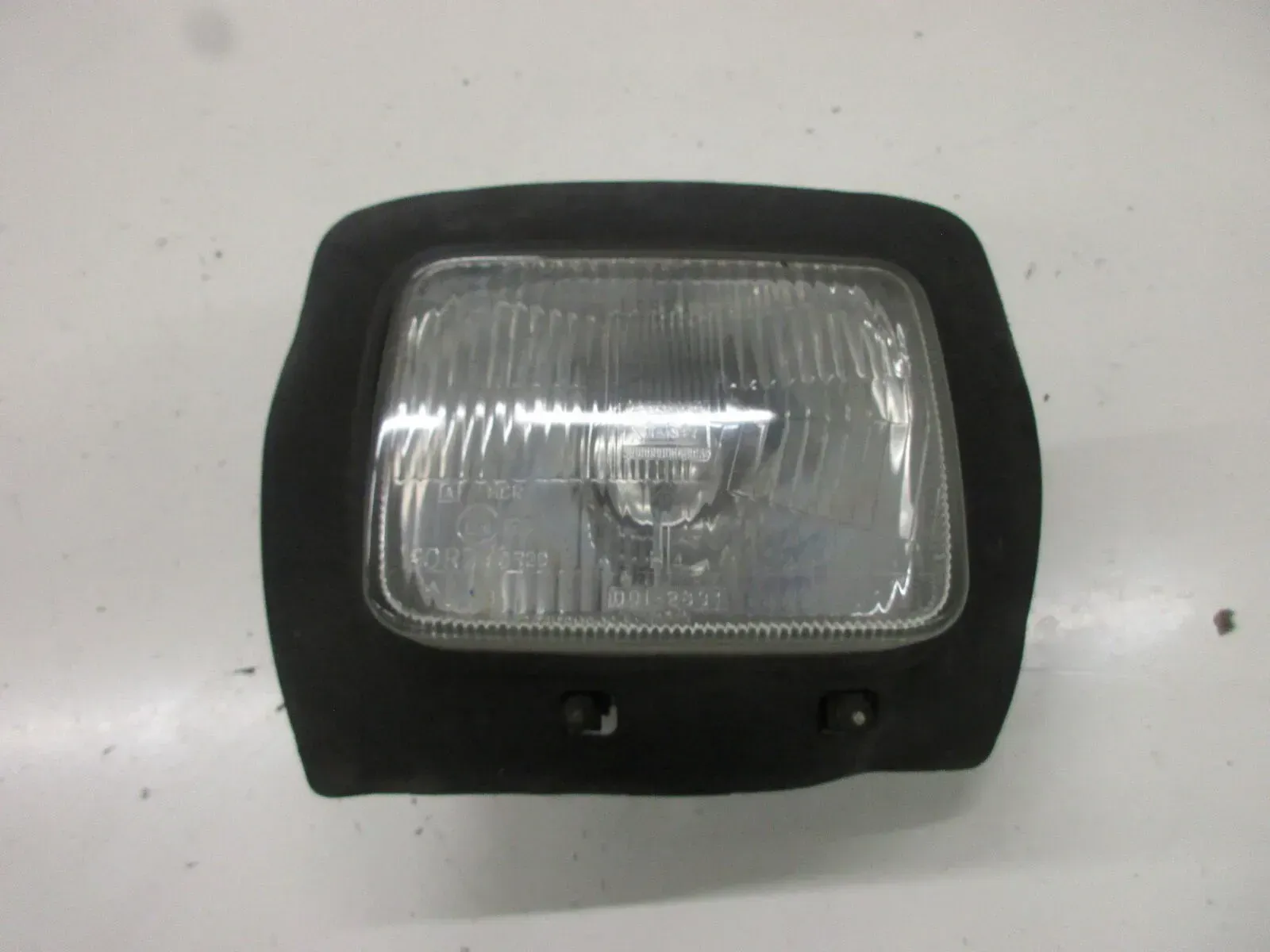 1. Suzuki GSX 550 ES_EF GN 71 D Scheinwerfer Hauptscheinwerfer Licht headlight - Bild 1