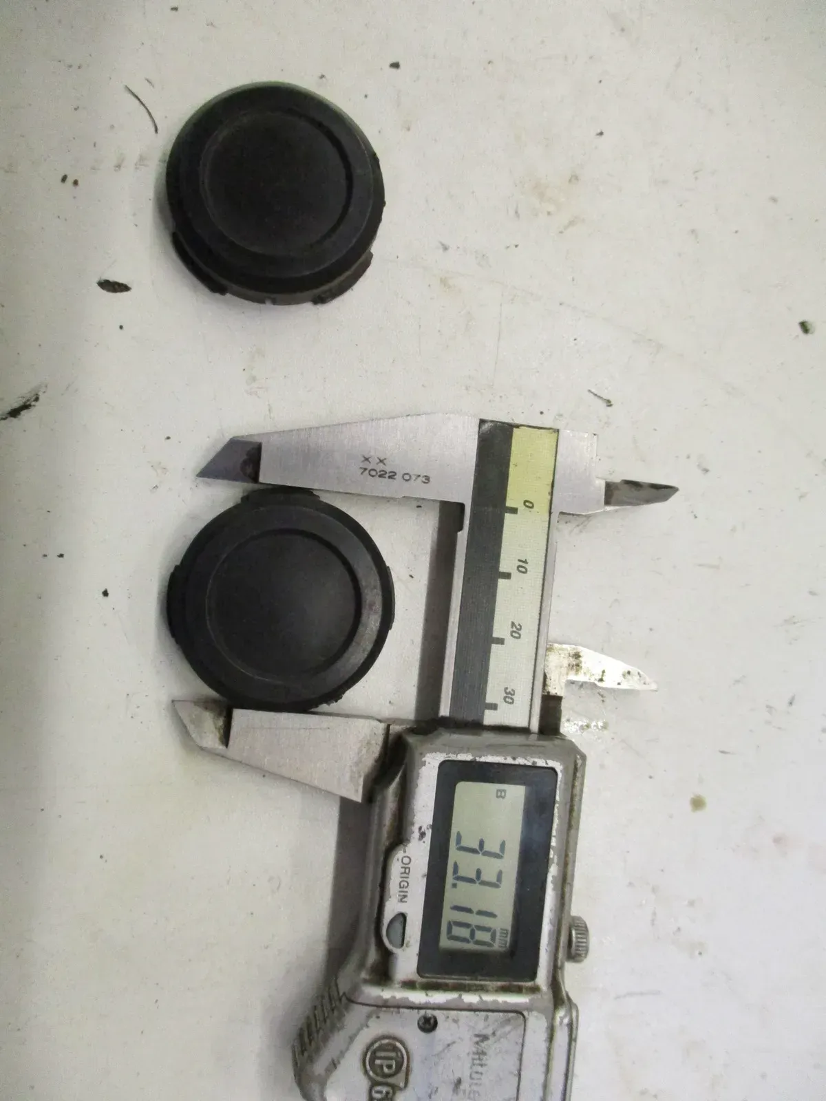 Rahmendeckel 33 mm Verkleidung 8. Suzuki GSX 600 F GN72B Deckel Abdeckung Blende - Bild 1