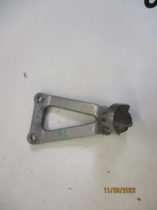Fußraste 35011-1554 hinten 1. Kawasaki ZX-R 750 J ZX750J ZXR links Fußrastenbrüc - Bild 2