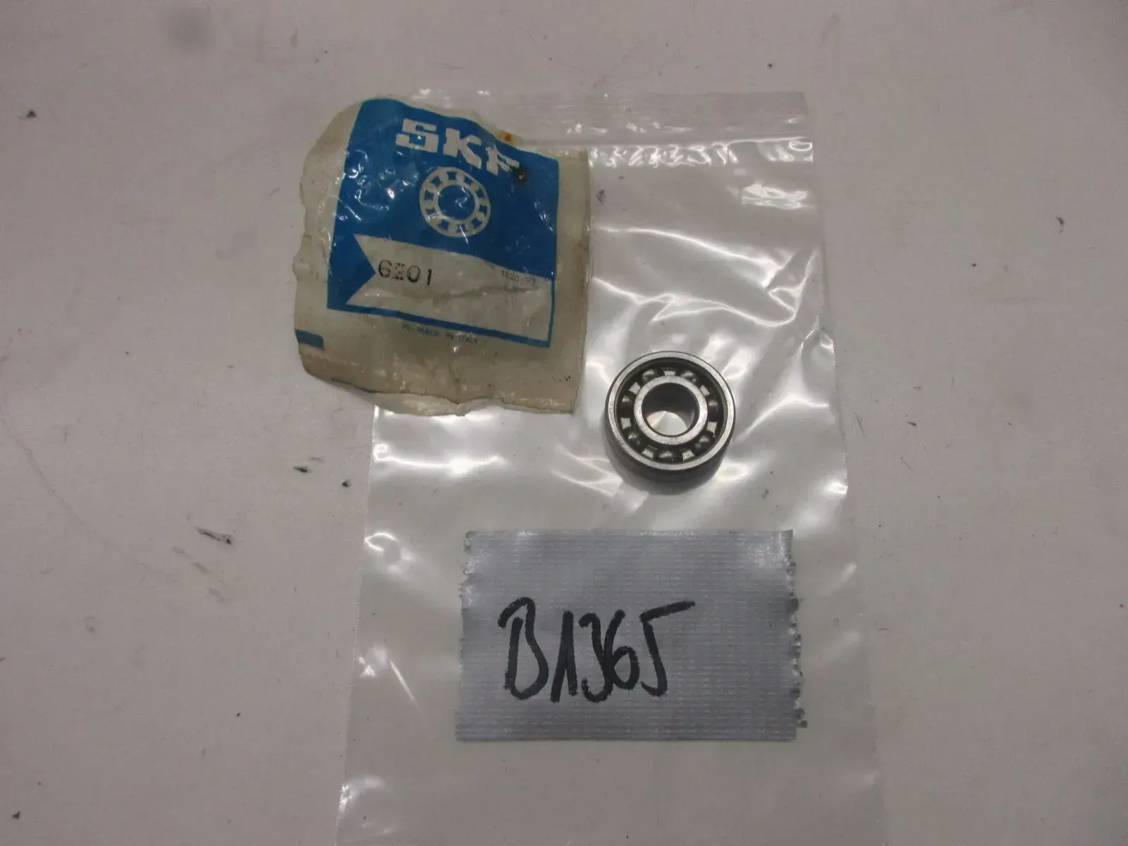 B1365 SKF Kugellager Motor Rillenlager 12x32x10 mm Getriebe 6201 BMW - Bild 1