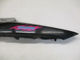 Sitzbankverkleidung hinten Seite 8. Suzuki GSX 600 F GN72B rechts Verkleidung Si - Bild 5