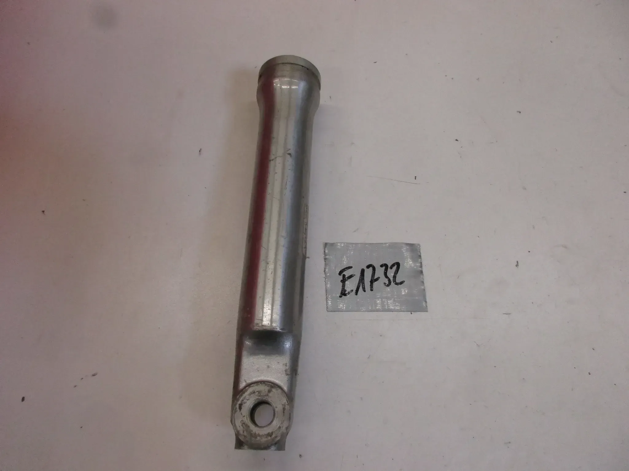 E1732. Suzuki RV 50 Gabelrohr Tauchrohr 51131-27790 links Gabel Standrohr fork - Bild 1