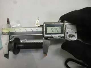 E1269 Suzuki GS 1000 Schraube Polradschraube 09103-12003 Lichtmaschine M12 mm - Bild 5