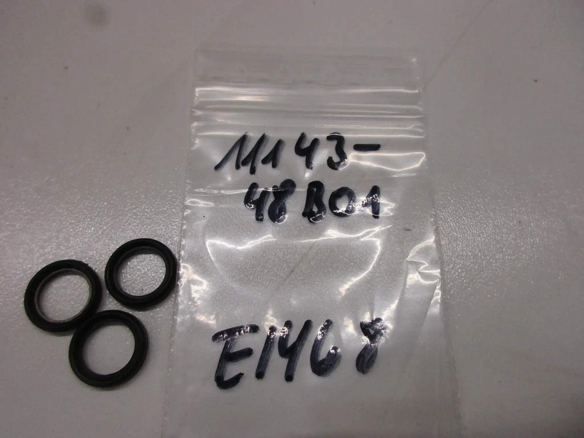 E1468 Suzuki GSX-R 1100 O-Ring Dichtung 11143-48B01 Motor Zylinderkopf gasket - Bild 1