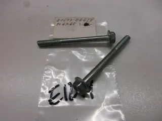 E1244 Suzuki SP 400 Schraube Bolzen 01517-06658 Rahmen M6 x 65 mm Verkleidung - Bild 2