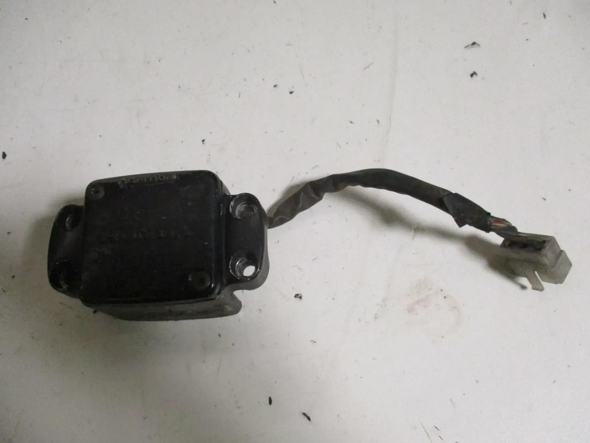 2. Honda FT 500 PC07 Flat Track Sicherungskasten Sicherungsbox Sicherungen fusebox - Bild 1