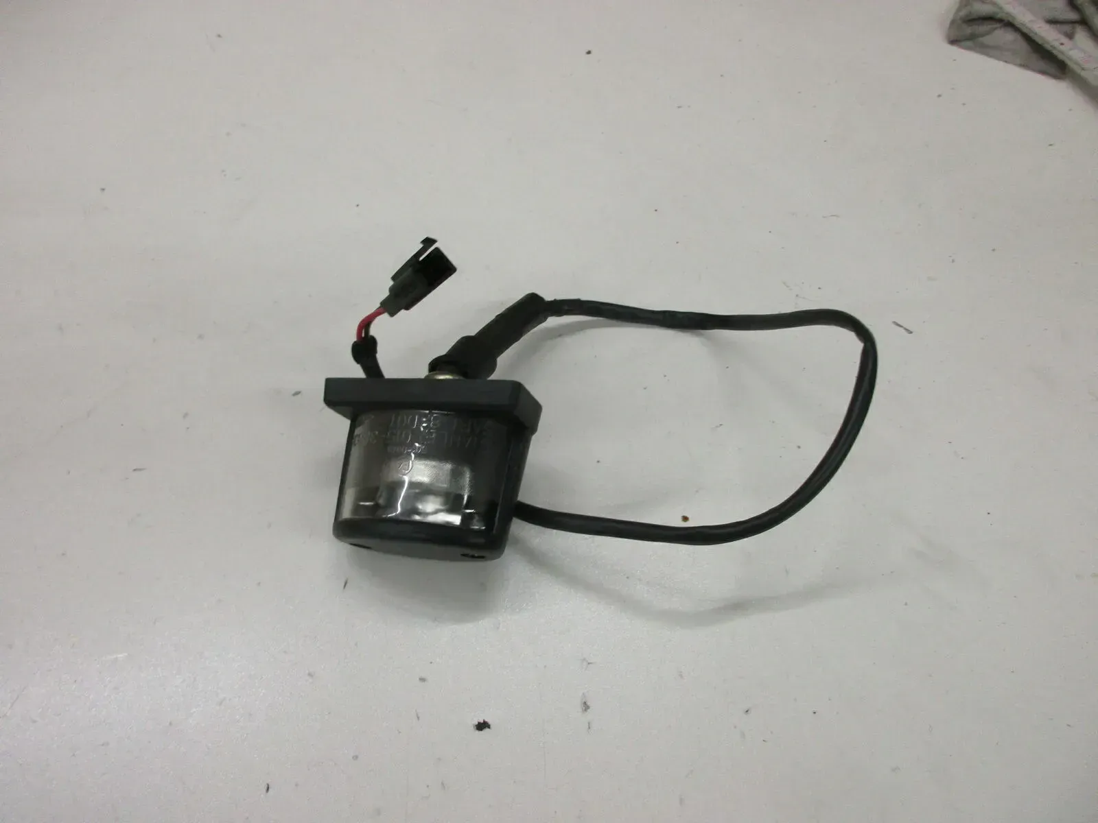 R274. Kawasaki ZX-10 R EL 250 B Kennzeichenbeleuchtung Nummernschild Licht - Bild 1